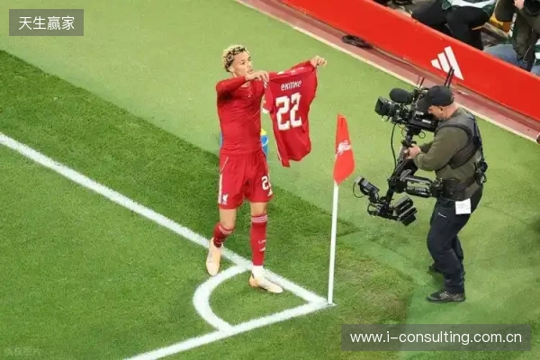 埃基蒂克：期待重回马赛主场踢球，那里有着难以置信的球迷