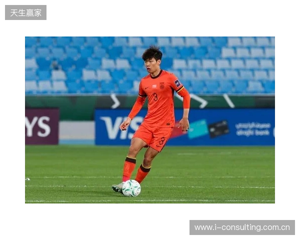 北青:U23国足主力球员贺一然今日抵达成都,即将加盟成都蓉城 北青:U23国足主力球员贺一然今日抵达成都,即将加盟成都蓉城